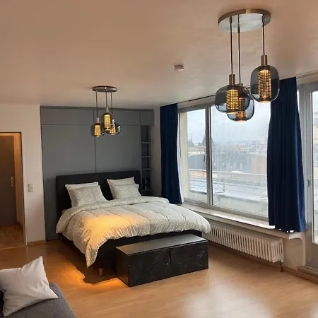 Unique Penthouse Joseph Ii Von Habsburg 1-4 Personnes A Cote De Louis Vuitton Apartment *