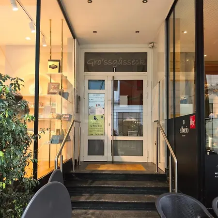 Unique Penthouse Joseph Ii Von Habsburg 1-4 Personnes A Cote De Louis Vuitton * Luxemburg