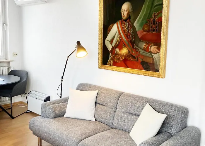 Unique Penthouse Joseph Ii Von Habsburg 1-4 Personnes à Coté De Louis Vuitton Appartement Luxembourg